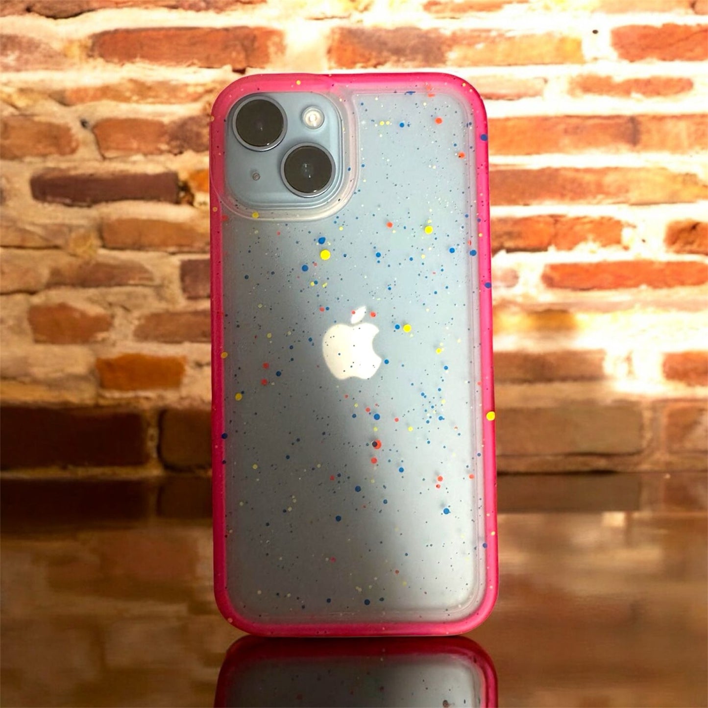 🔥 Sleek & Stylish Translucent Case Whit Pink Border For iPhone 13 🔥