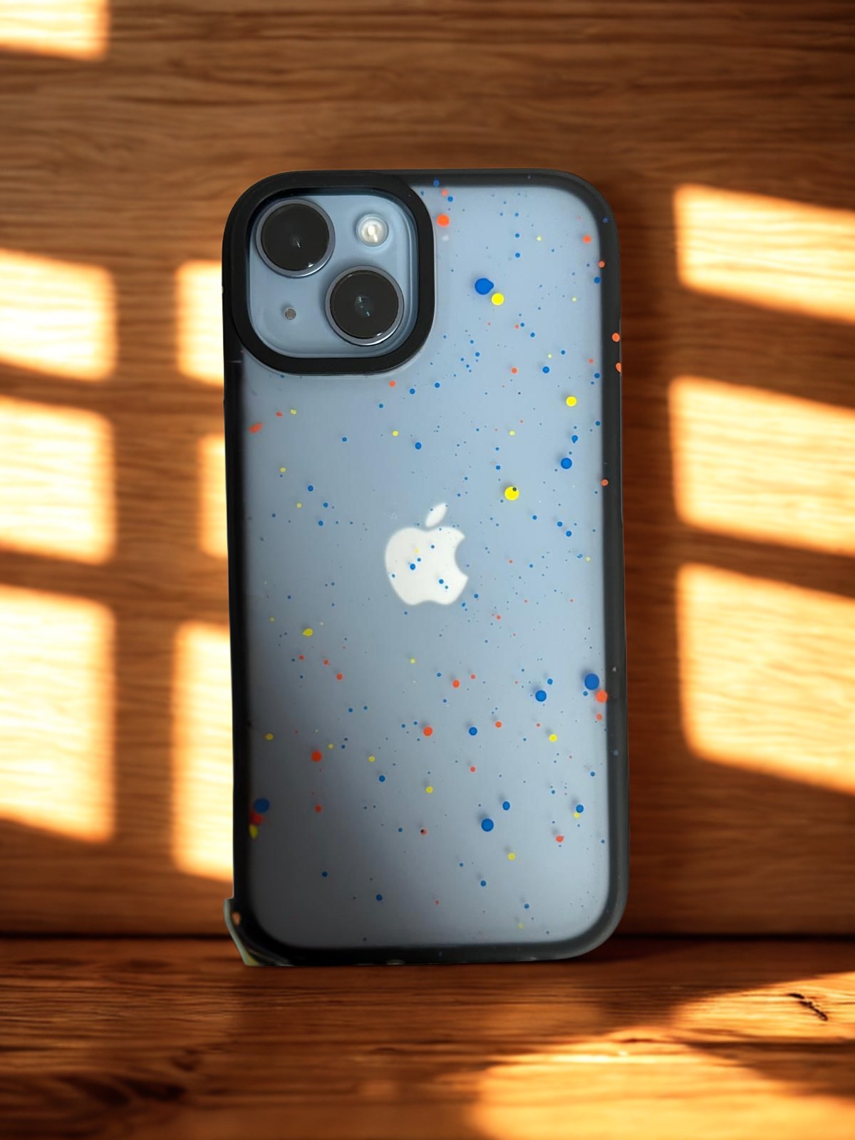 🔥 Sleek & Stylish Translucent Case Whit Black Border For iPhone 13 🔥